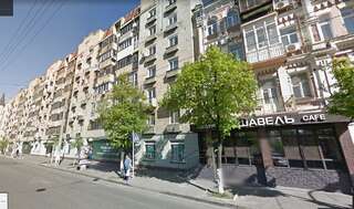 Хостелы Hostel Artem Киев Спальное место на двухъярусной кровати в общем номере для женщин-5